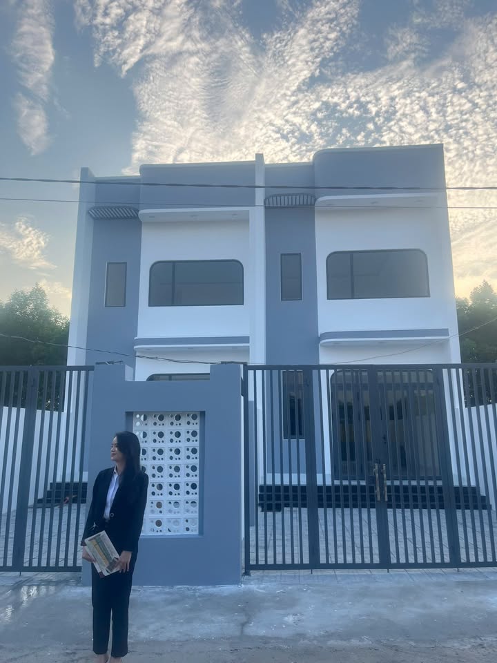 Nhà mặt tiền nhựa Bình Minh, Tây Ninh 110m² giá 1.35 tỷ - Nhận nhà ngay với nội thất hoàn thiện!