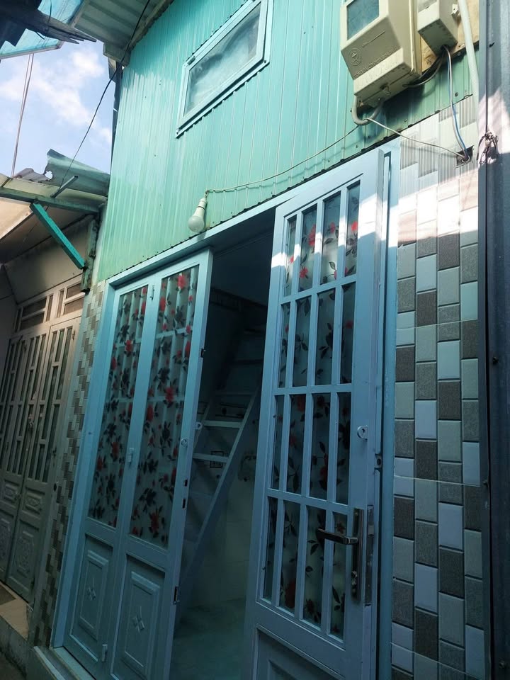 Nhà mặt tiền đường Huỳnh Tấn Phát, Quận 7, 12m² giá 650 triệu - Cơ hội sở hữu ngay!