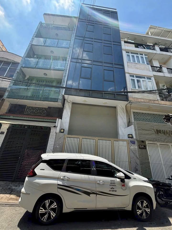 Toà nhà FrontHouse 7 tầng Quận 3 giá chỉ 25.8 tỷ - Cơ hội đầu tư không thể bỏ lỡ!