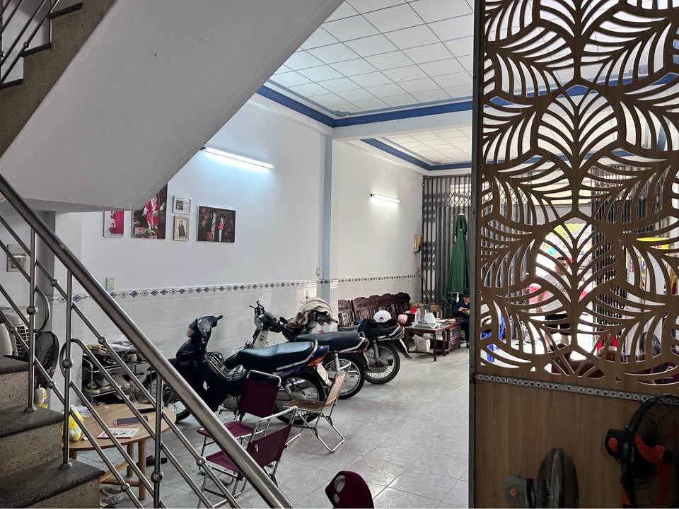 Nhà mặt tiền Âu Cơ, Hội An 120m² - Cơ hội đầu tư sinh lời!