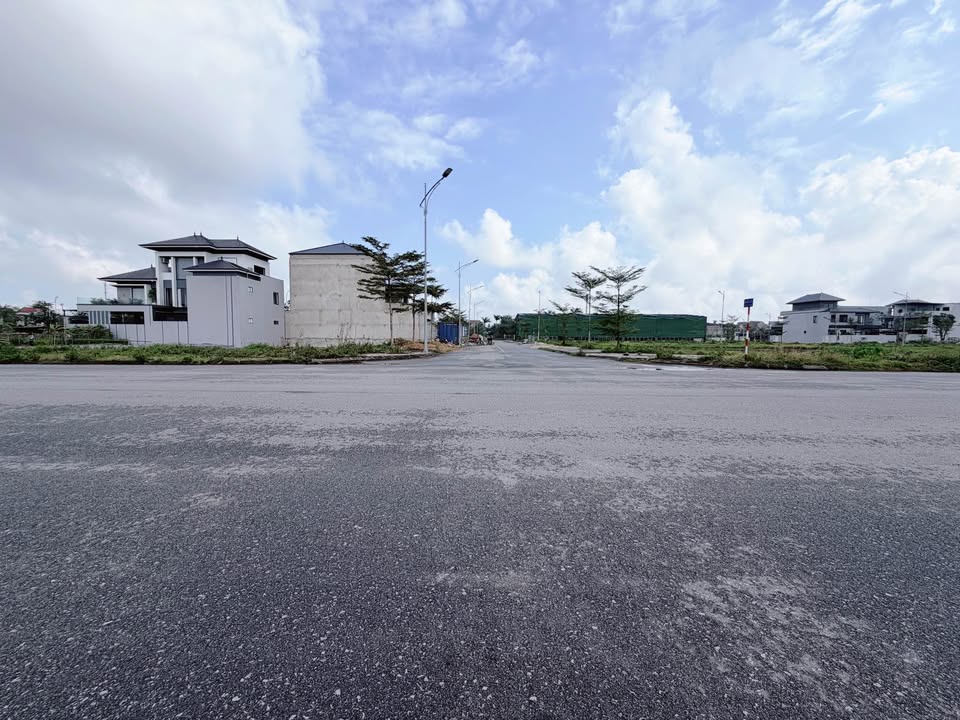 Đất mặt tiền Lê Duẩn Hồng Lĩnh 230m² giá thỏa thuận - Đầu tư sinh lời ngay!