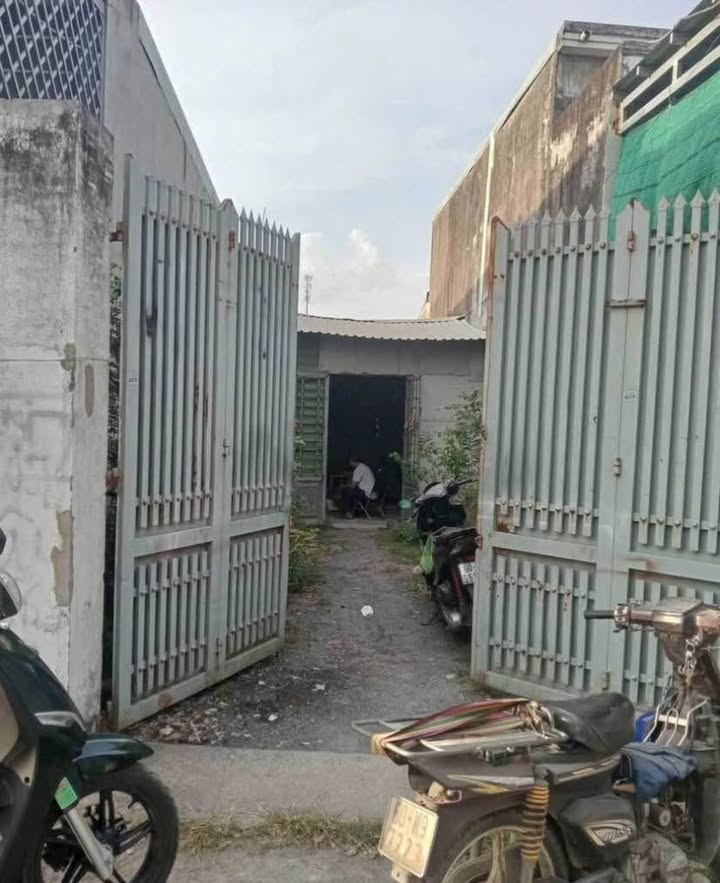 Nhà bán tại Khu phố 4 B Trảng Dài, 112m² giá 650 triệu - Cơ hội đầu tư tuyệt vời!