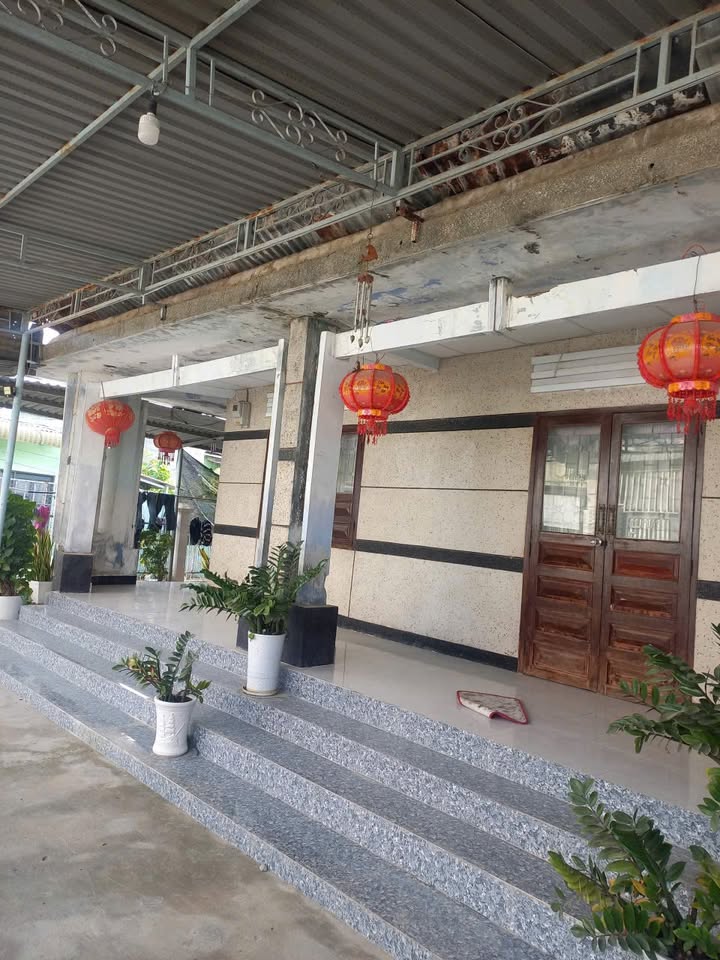 Đất nền Xã Xuân Hải 326m² giá 2 tỷ - Sổ hồng chính chủ, 2 mặt tiền