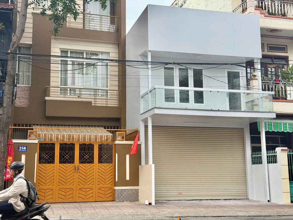 Nhà mặt tiền kinh doanh Nguyễn Thị Minh Khai Nha Trang 117,7m² giá 21,186 tỷ - Đầu tư sinh lời ngay!