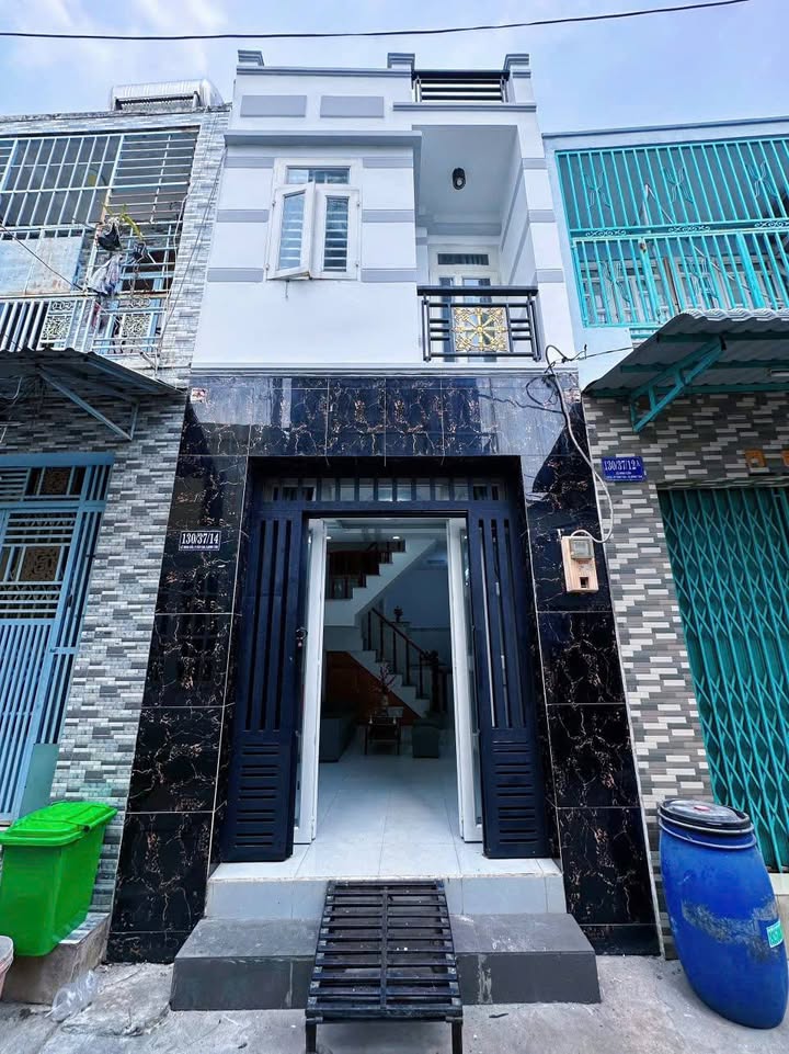 Nhà phố Tân Tạo, Quận Bình Tân, 25m² giá 3.33 tỷ - Chính chủ bán gấp!