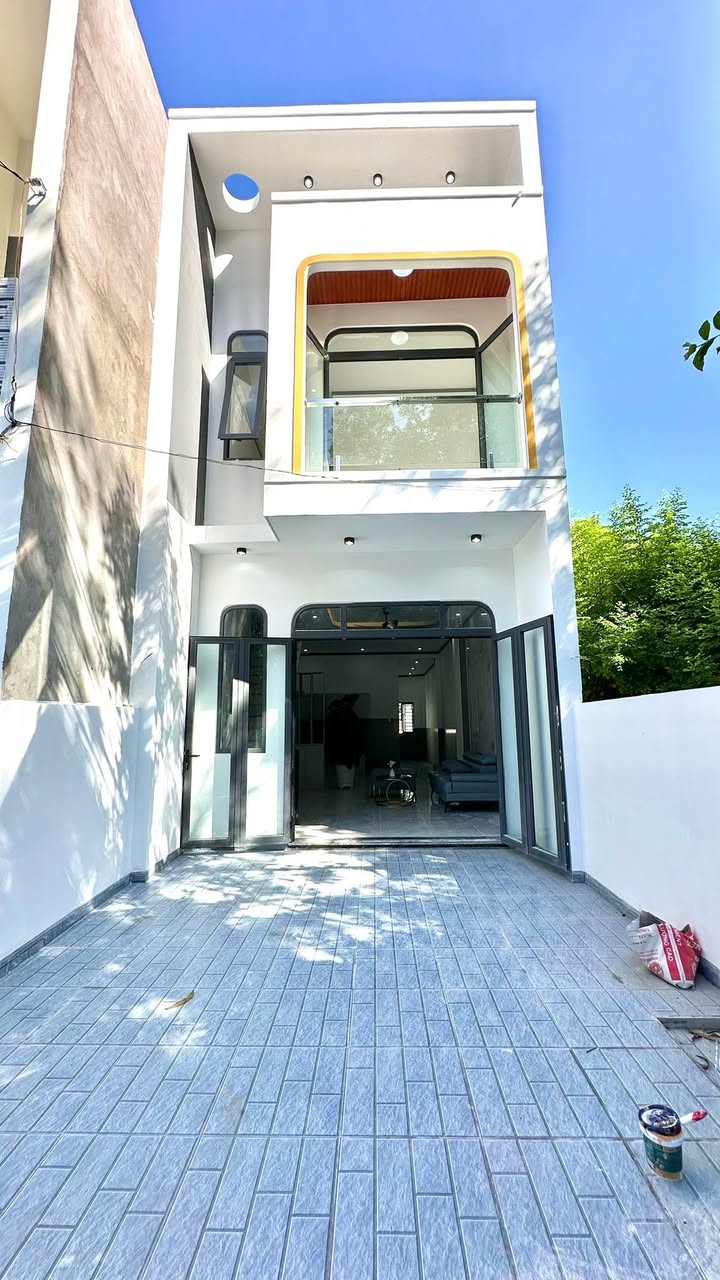 Nhà chính chủ tại Bửu Long, Biên Hòa 100m² giá 1.94 tỷ - Thiết kế sang trọng, hỗ trợ mua góp!