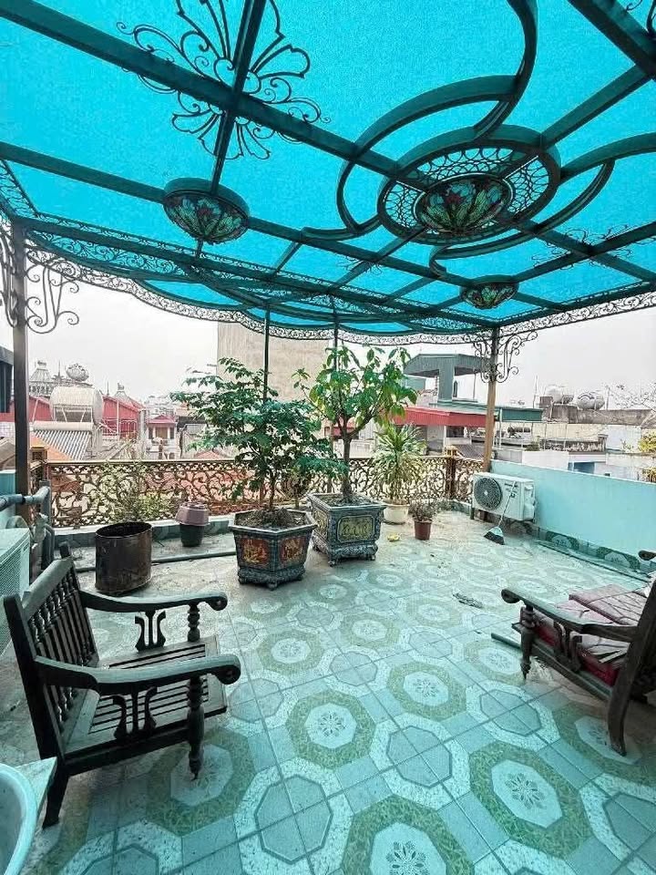 Nhà phố phân lô Nguyễn Xiển, 60m² giá 24 tỷ - Gara ô tô, mặt tiền thoáng đãng!