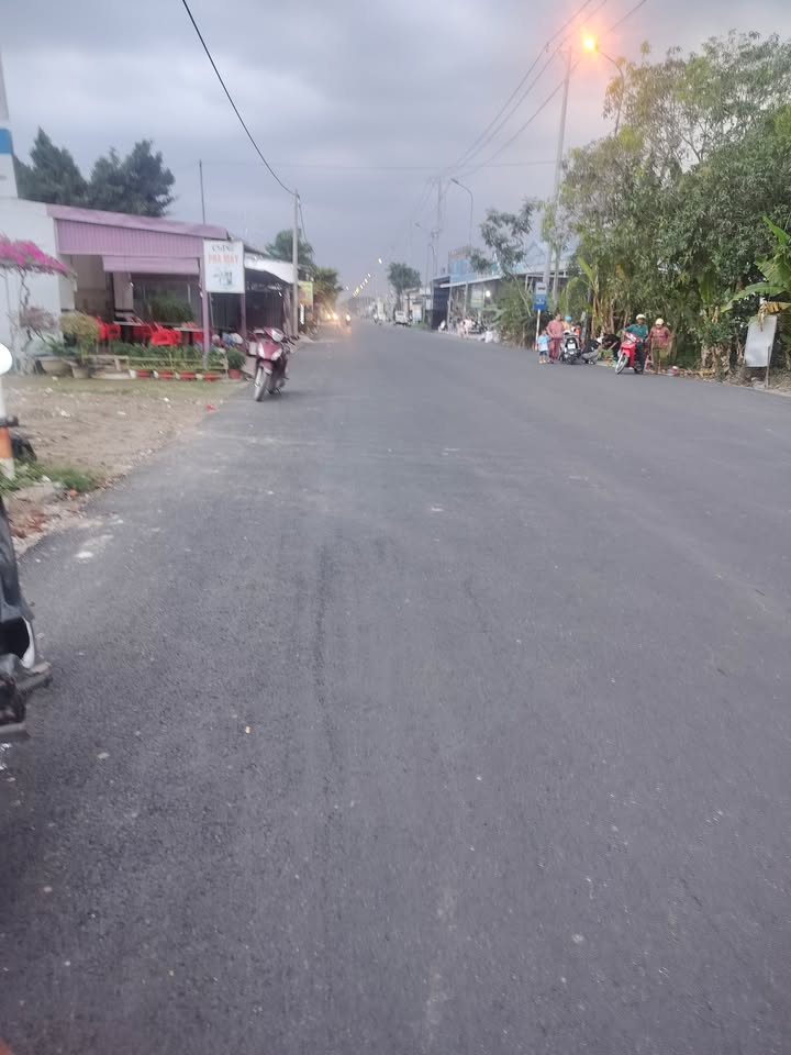 Đất nền mặt tiền Nguyễn Chí Thanh, 400m² giá thỏa thuận - Cơ hội đầu tư tuyệt vời!