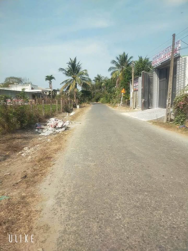 Nhà mặt tiền đường Hóc Trâm, Xã Trường Tây, 250m² - Giá rẻ cực sốc!