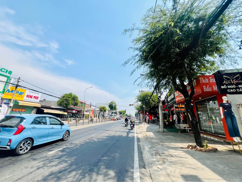 Bán nhà mặt tiền Tỉnh Lộ 8, thị trấn Củ Chi, 256m² - Đầu tư sinh lời ngay!