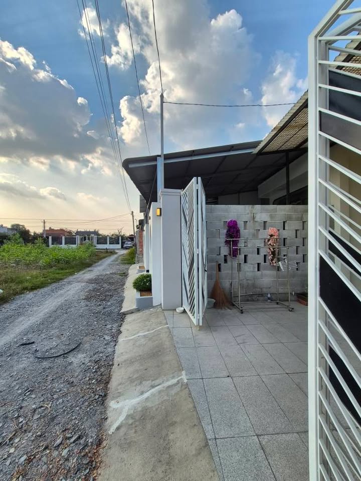 Nhà bán phường Long Hoa, Tây Ninh 102m² giá 930 triệu - Sẵn sàng vào ở ngay!