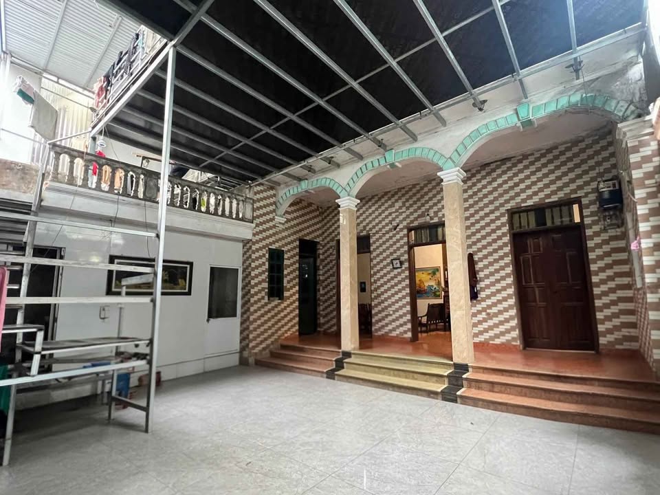 Nhà riêng tại thôn 2 Canh Nậu, 131m² chỉ 2.62 tỷ - Sẵn sổ đỏ chính chủ!