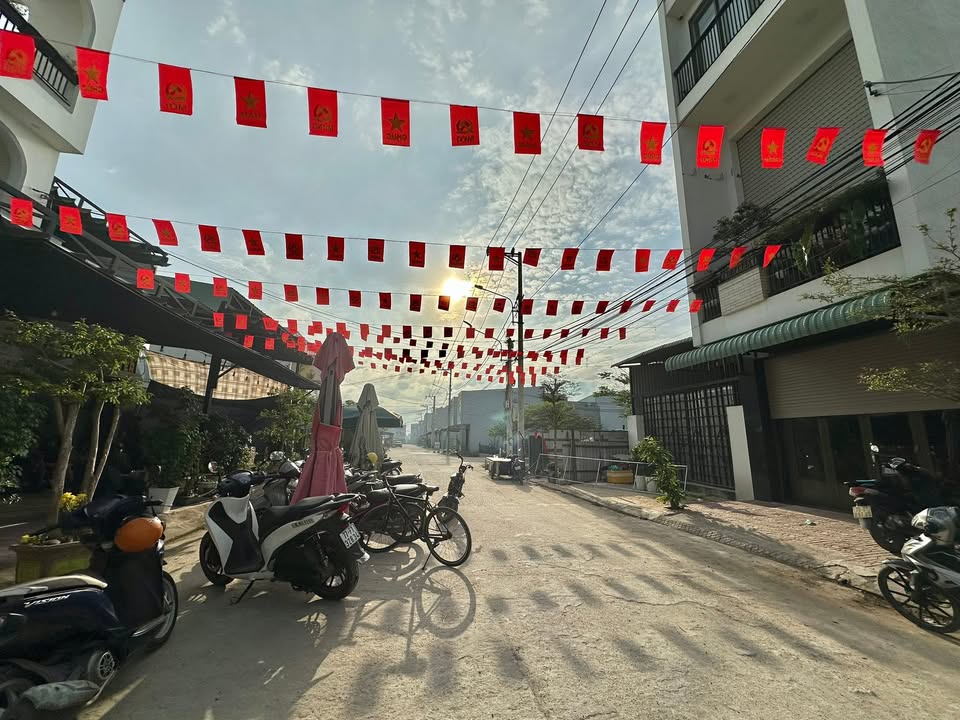 Đất mặt tiền Phường Nhơn Bình 40m² giá 1.7 tỷ - Gần chợ và công viên!