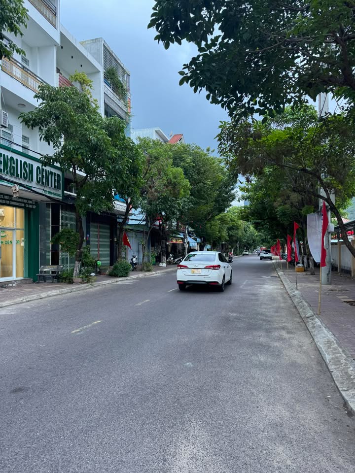 Nhà mặt tiền Nguyễn Lữ, Quy Nhơn 74m² giá 6 tỷ - Cơ hội đầu tư lý tưởng!