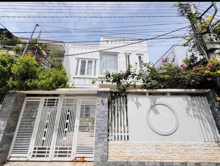 Nhà vườn Phường Bắc Nha Trang 215m² giá 9.7 tỷ - Sẵn sàng vào ở!