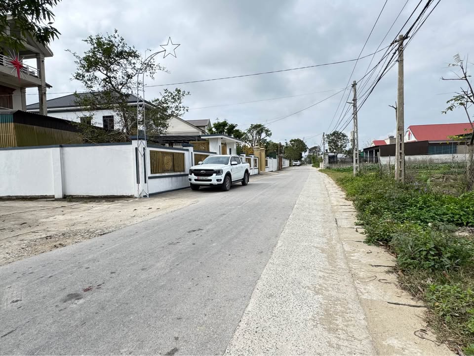 Đất đẹp tại Nghi Phong, Vinh 125m² giá chỉ 2.4 tỷ - Đầu tư sinh lời ngay!