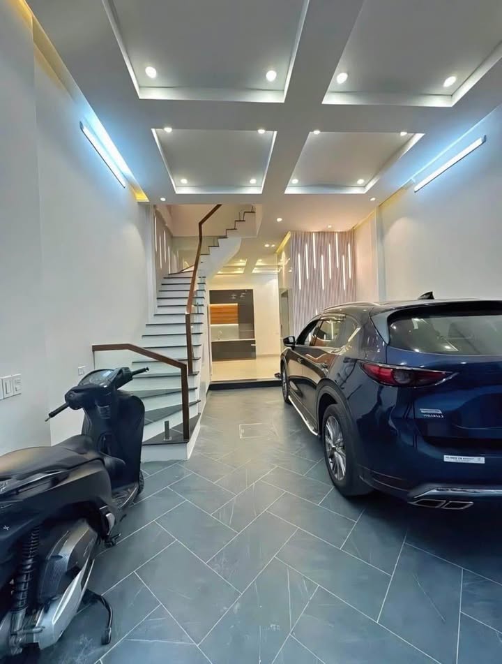 Nhà phố Xuân La Tây Hồ 36m² giá 11 tỷ - Ô tô vào tận nhà!