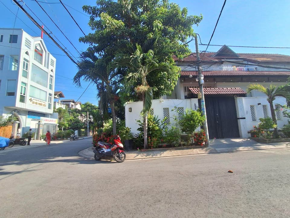 Biệt thự góc 2 mặt tiền KDC Lập Phúc Nhà Bè 214m² giá chỉ 17 tỷ - Đầu tư sinh lời!