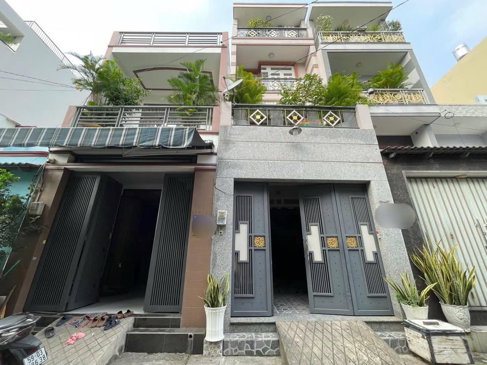 Nhà phố Gò Xoài, Bình Tân 72m² giá 6 tỷ - Hướng Đông thoáng mát!