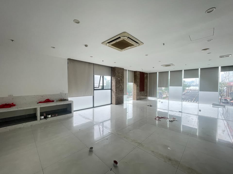 Cho thuê văn phòng Đường 2/9, Hải Châu, Đà Nẵng 180m² giá 20 triệu - Vị trí đắc địa!