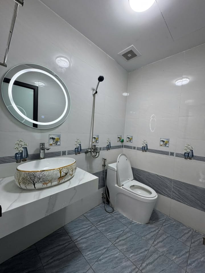 Nhà 6 tầng thang máy khu A Olympic 89m² giá 13.8 tỷ - Kinh doanh đỉnh cao!