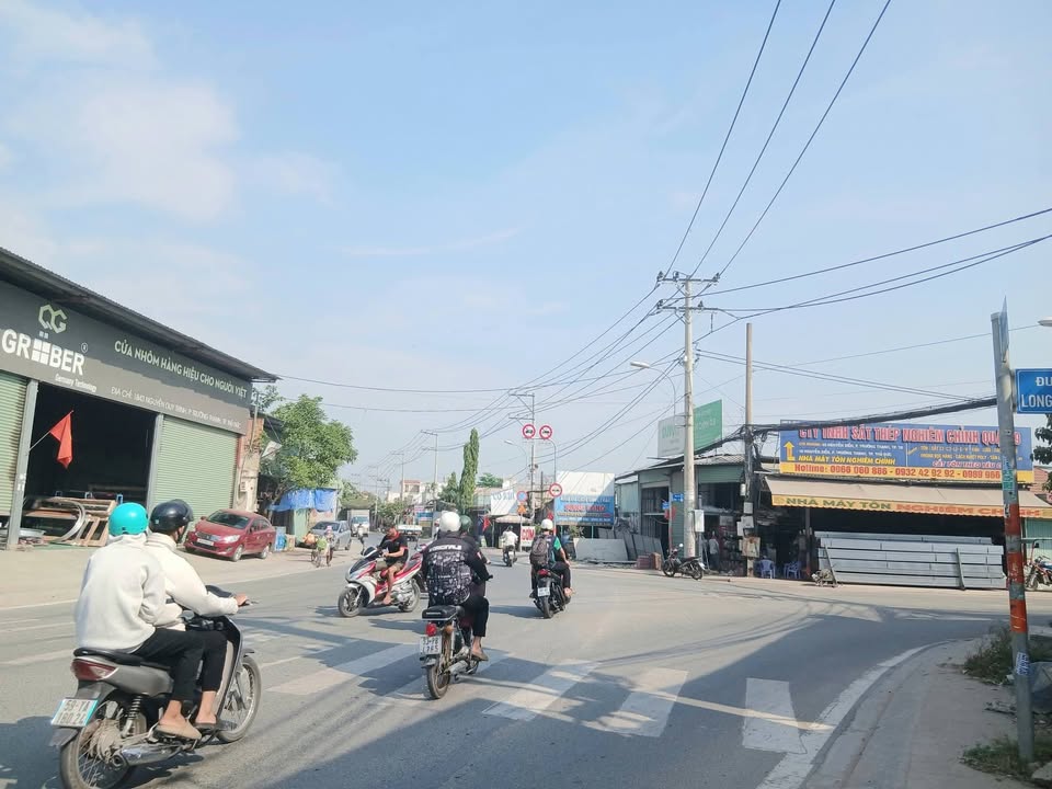 Nhà mặt tiền kinh doanh Nguyễn Duy Trinh, Thủ Đức 330m² giá 21 tỷ - Đầu tư sinh lời ngay!