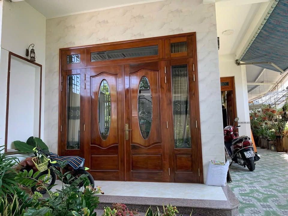 Nhà 2 tầng và dãy trọ 5 phòng mặt tiền đường Phú Thiện giá 6.5 tỷ - Đầu tư sinh lời ngay!