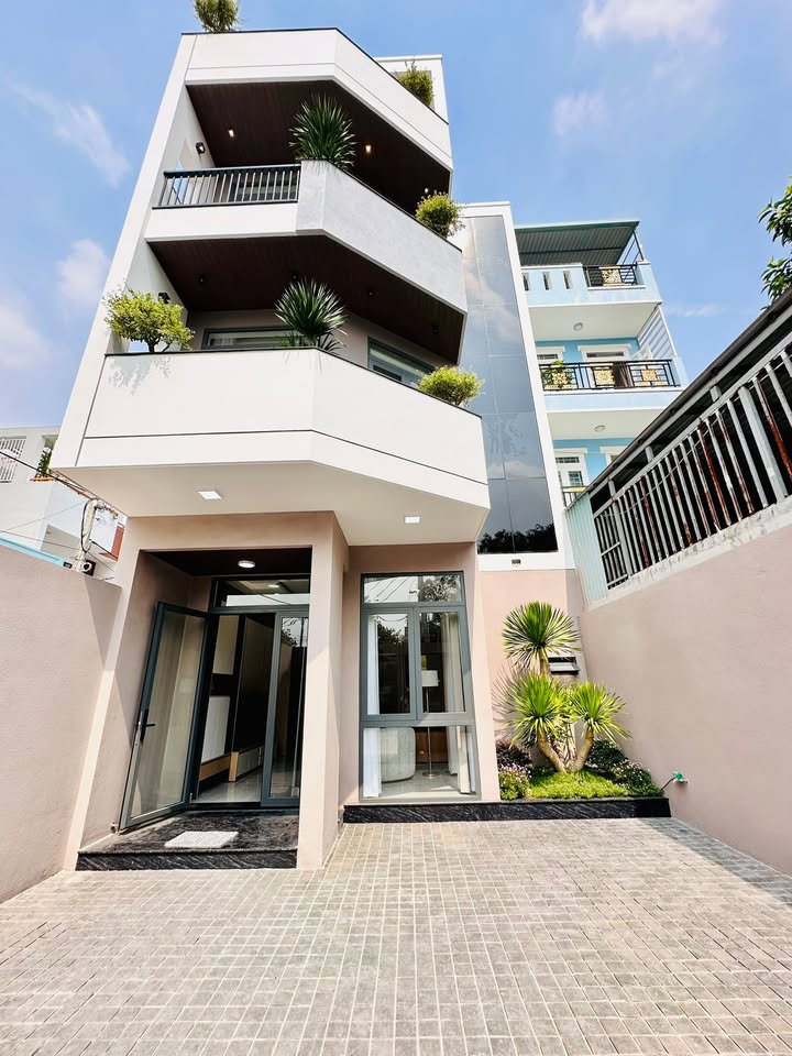 Nhà mặt tiền Thạnh Lộc 25, Quận 12, 112m² giá 8.865 tỷ - Cơ hội đầu tư sinh lời!