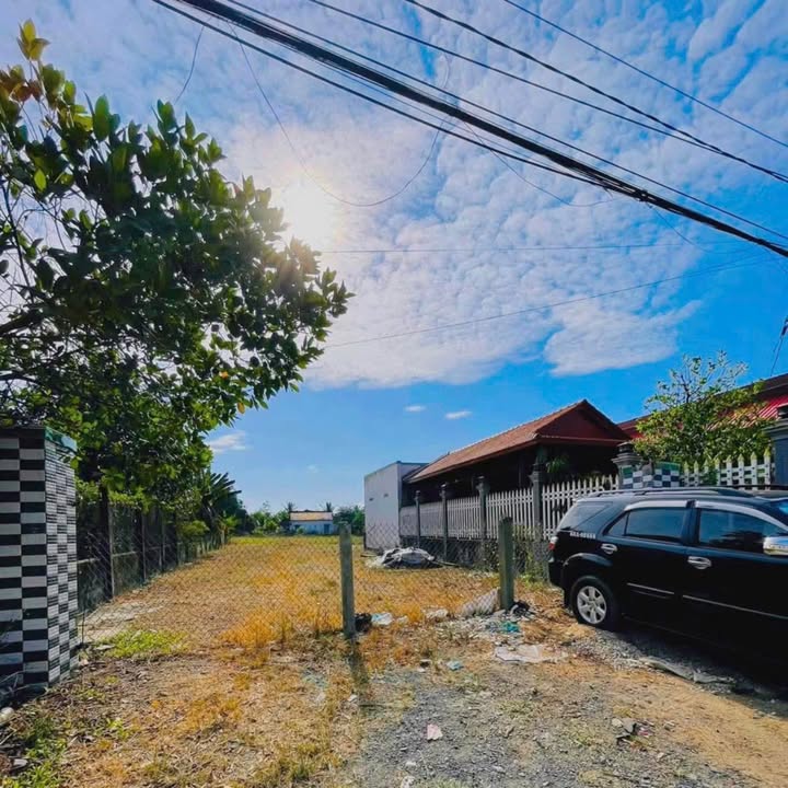 Đất nền trung tâm Thị trấn Vĩnh Bình, 2000m² giá 6.5 tỷ - Cơ hội đầu tư tốt!