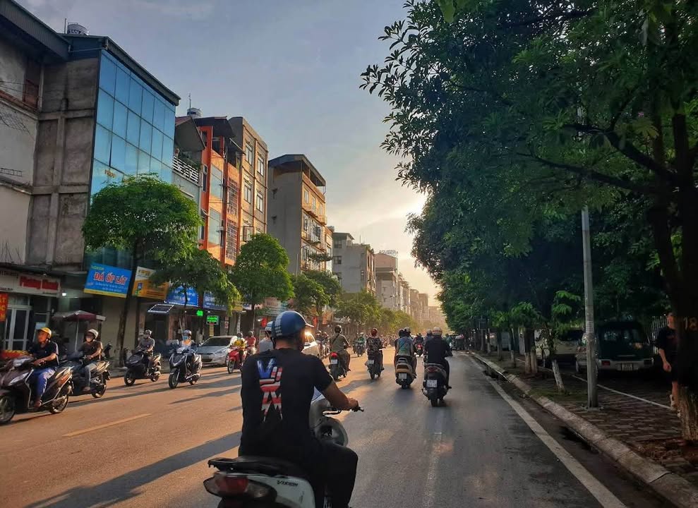 FrontHouse Lê Thanh Nghị Quận Hai Bà Trưng 25m² giá 6 tỷ - Kinh doanh thuận lợi!