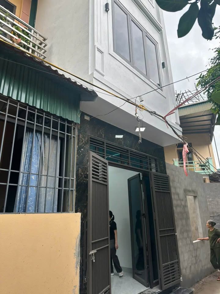 Nhà 3 tầng Phú Khánh, Vũ Phúc 40m² giá chỉ 1.7 tỷ - Ô tô vào tận cửa!