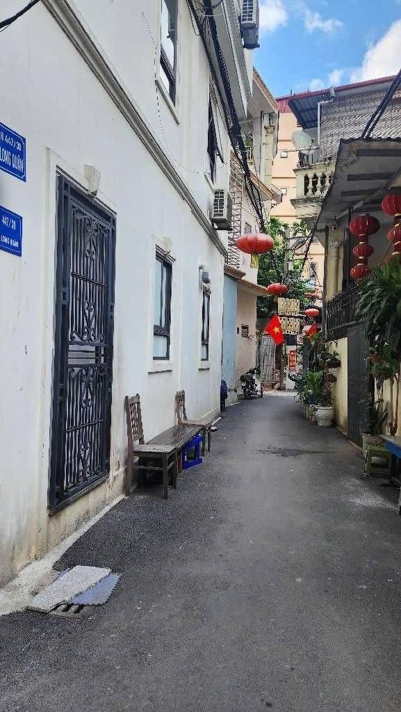 Đất Lạc Long Quân, Tây Hồ 68m² giá 25.5 tỷ - Mặt tiền rộng, 2 thoáng