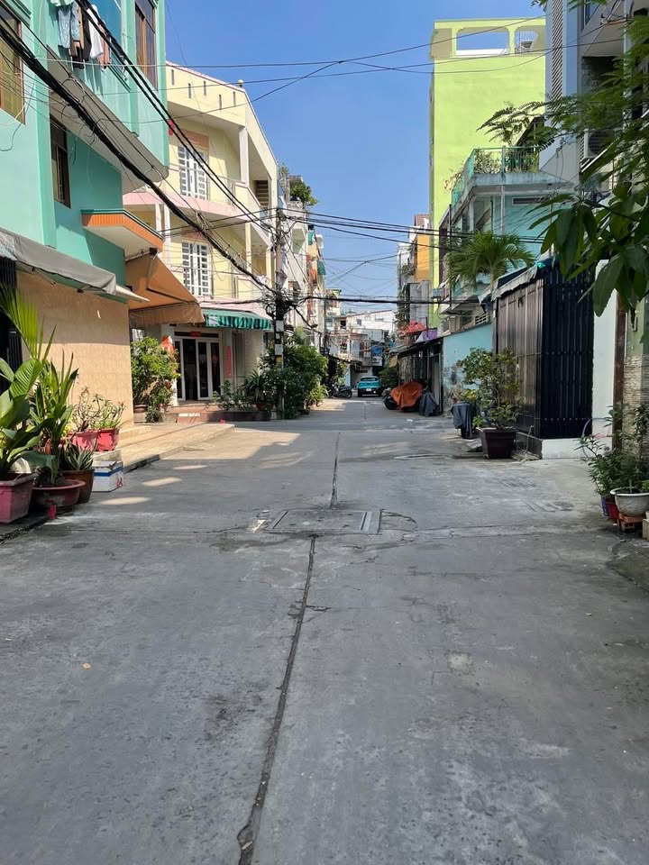 Nhà Hàn Hải Nguyên Q11 34m² giá 7.6 tỷ - Sổ hồng riêng, ô tô tránh!