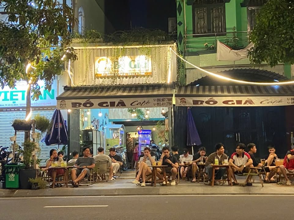 Quán cafe cho thuê tại Tân Bình 70m² - Vị trí đắc địa và thuận tiện!