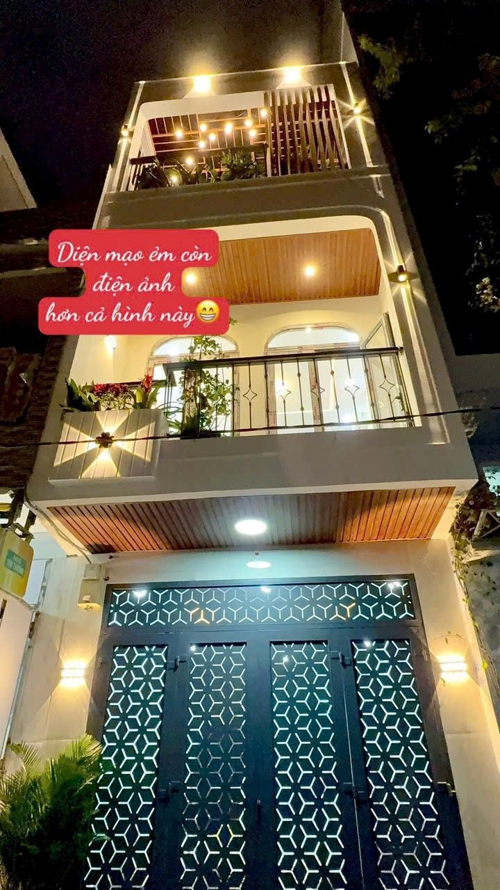 Nhà riêng Hẻm 6m Lê Văn Sỹ, Quận 3, 130m² - Sân thượng Chill tuyệt đẹp!