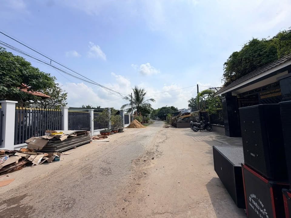 Nhà đẹp mặt tiền nhựa Gò Dầu 150m² chỉ 1.29 tỷ - Sổ đỏ chính chủ!