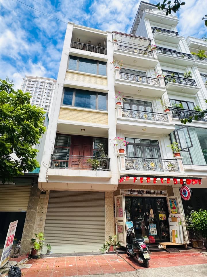 FrontHouse Nguyễn Văn Lộc, Hà Đông 42m² giá 11 tỷ - Chính chủ bán gấp trước Tết!