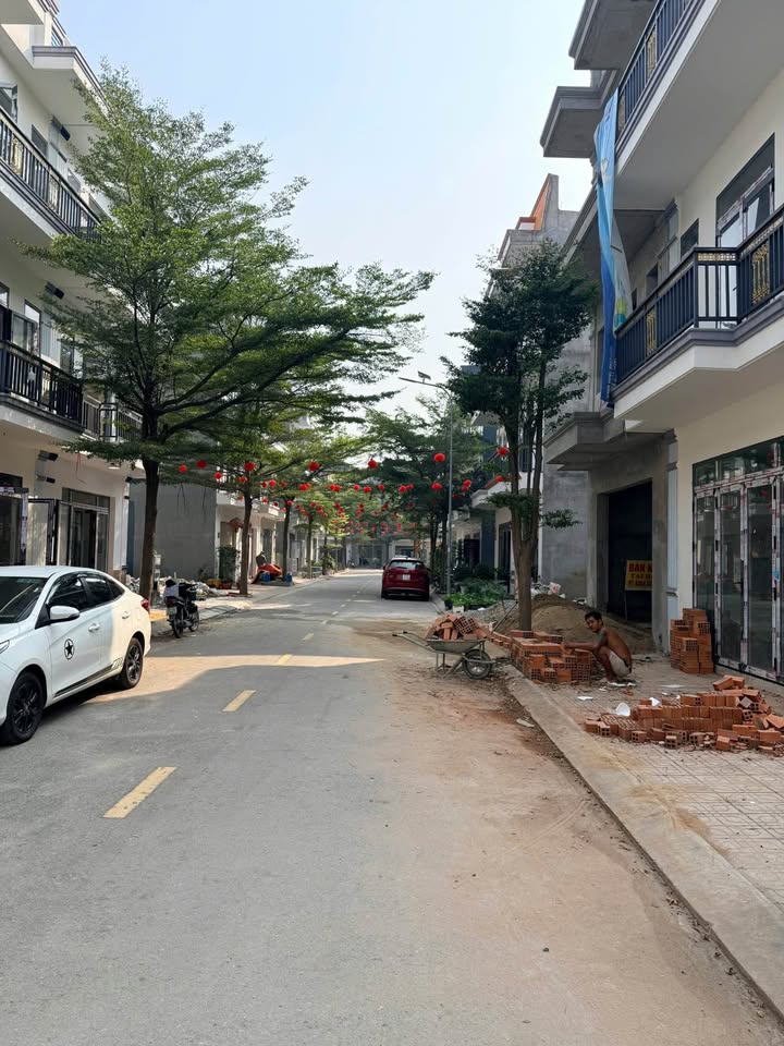 Nhà phố An Phú, Thuận An 60m² giá 3.35 tỷ - Chính chủ bán gấp!