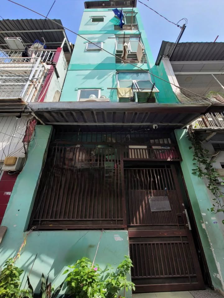 Nhà 4 tầng Phường 12, Quận 10 - 43m² giá 6.5 tỷ - Hẻm xe hơi thoáng đãng!