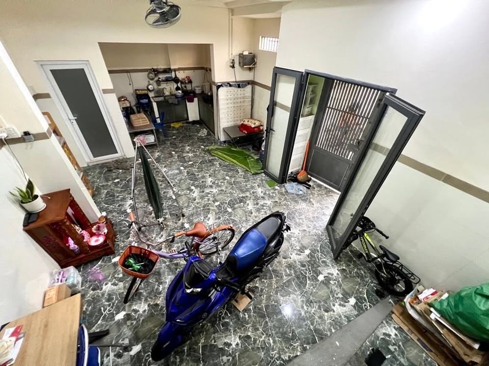 FrontHouse Đỗ Công Tường Quận 10 102m² giá 10 tỷ - Nhà mới vào ở ngay!