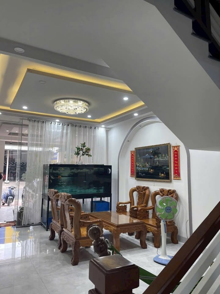 Nhà mặt tiền nhựa Phan Thiết 100m² giá 7.2 tỷ - Chính chủ bán gấp!