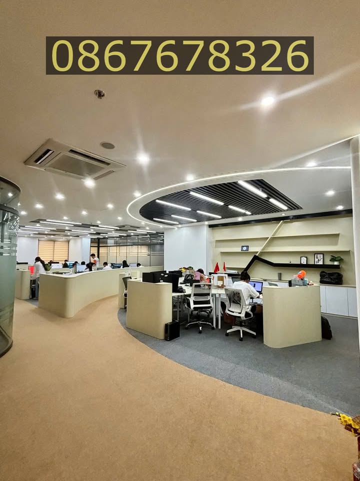 Văn phòng cho thuê Lê Văn Lương 200m² giá 36 triệu - Full nội thất sang trọng!