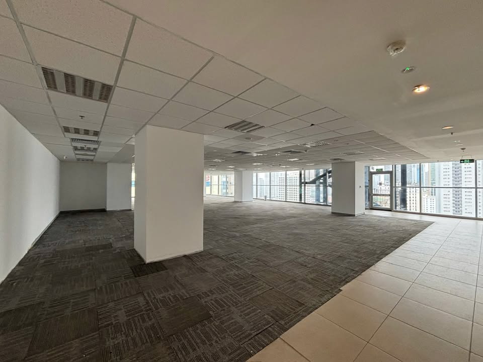 Văn phòng cho thuê 500m² tại Trần Phú, Hà Đông - Giá 125 triệu/tháng