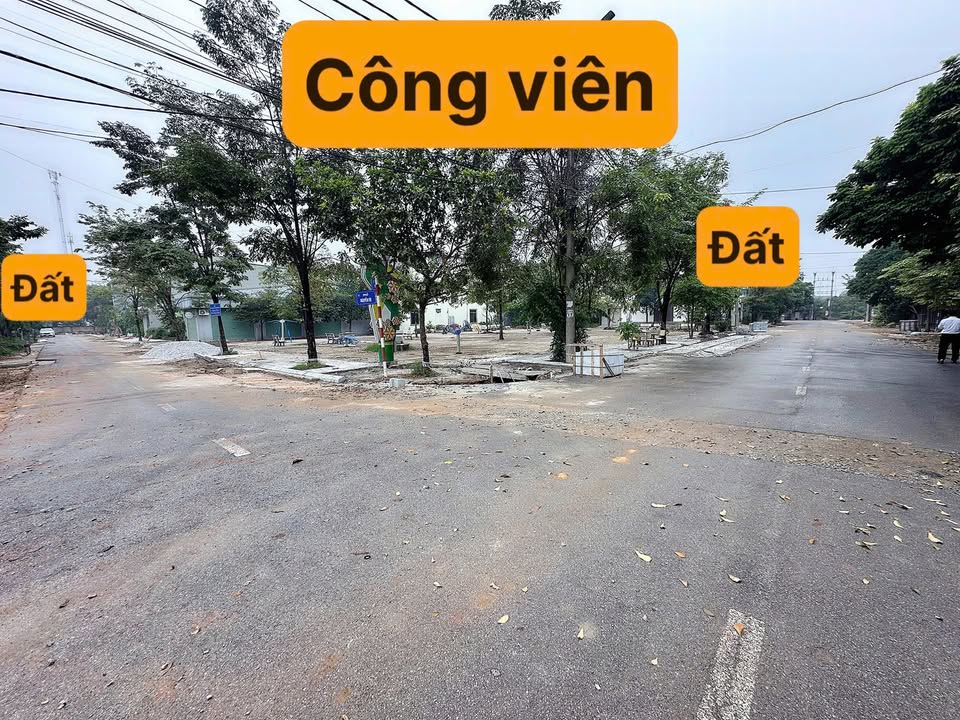 Đất nền Vĩnh Yên 93m² giá 2.7 tỷ - Vị trí cạnh vườn hoa, thuận tiện giao thông!