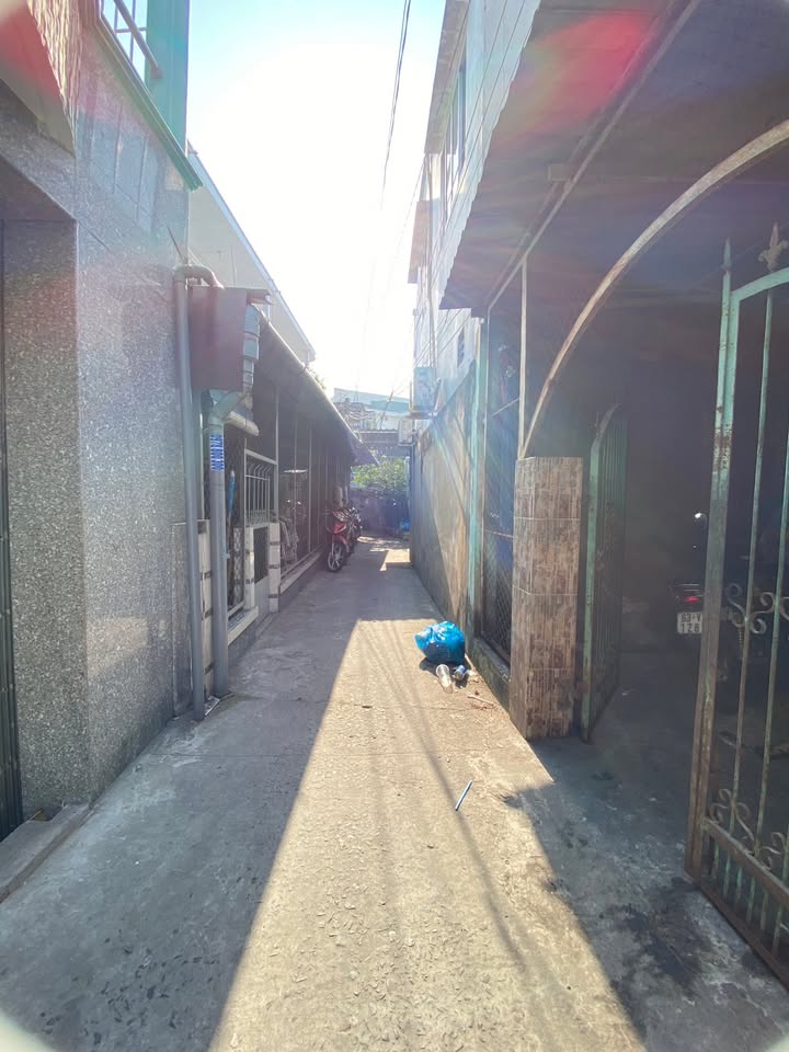 Nhà cho thuê Hẻm 35 Đường Ấp Bắc, 75m² giá 3 triệu - Phù hợp để ở và dạy học