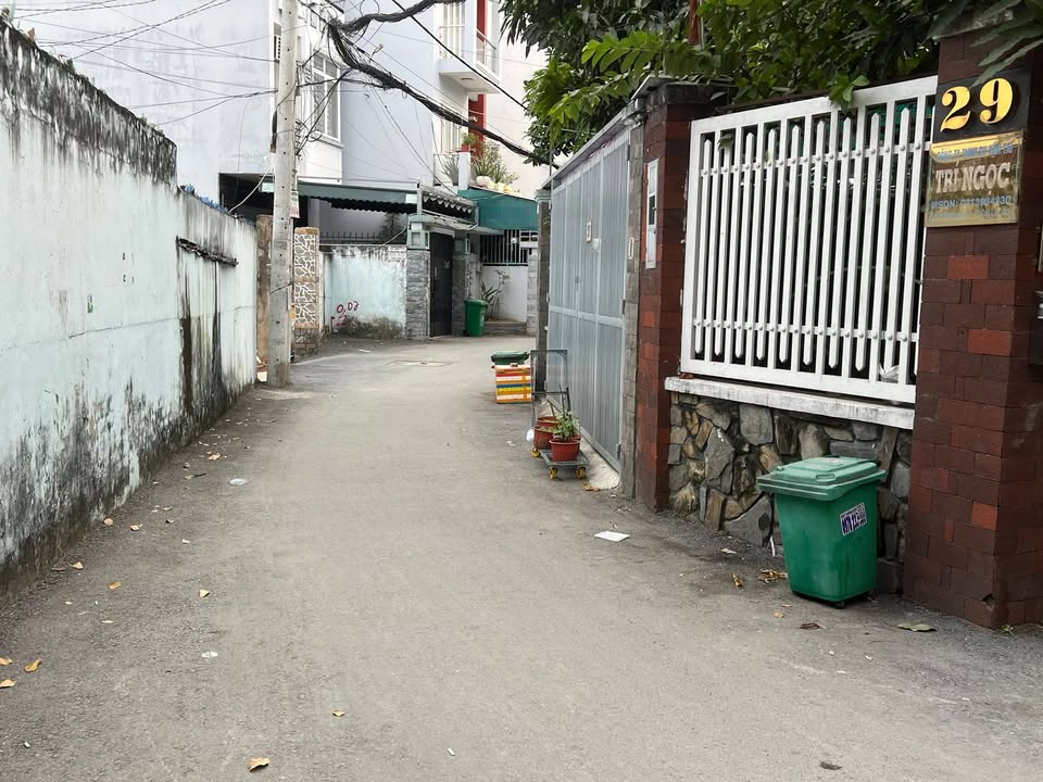 Bán nhà cấp 4 mặt tiền đường số 1, Quận 2, 97m² - Cơ hội đầu tư hấp dẫn!