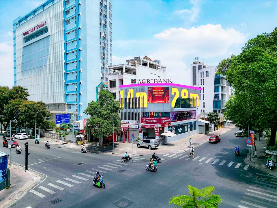 FrontHouse 2 Mặt Tiền Trần Quốc Thảo, Quận 3, 412m² giá 330 tỷ - Cơ hội đầu tư sinh lời!