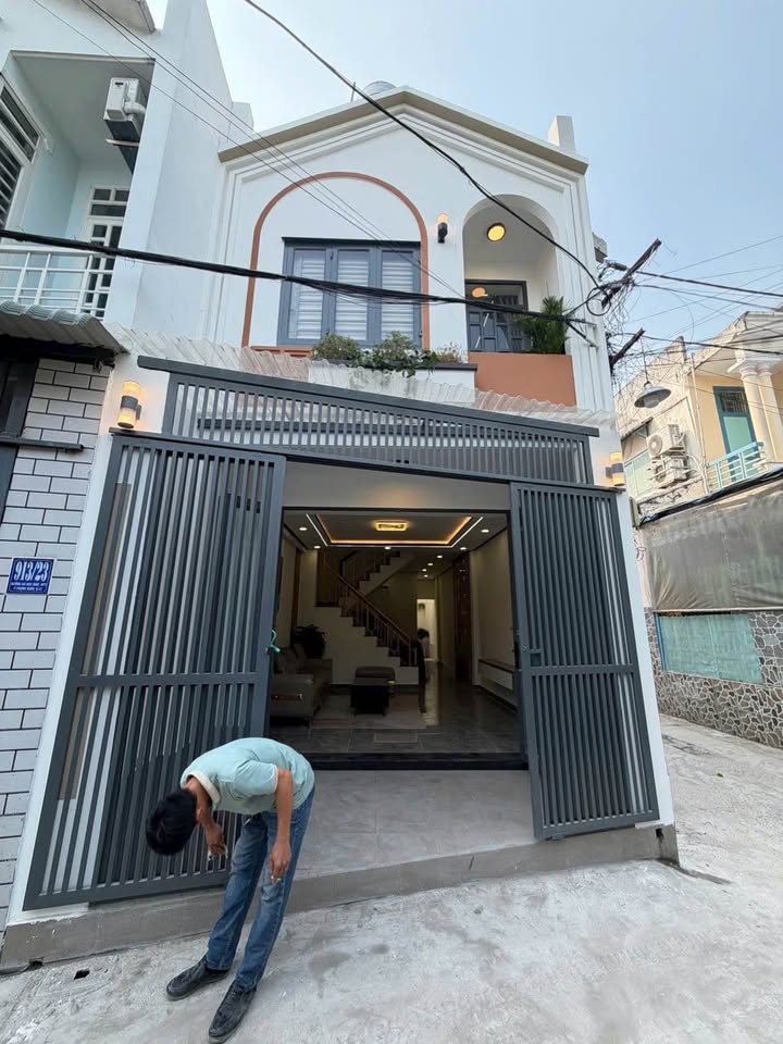 Nhà trệt lầu 2 mặt tiền hẻm 913 Hà Huy Giáp 58m² giá 4.25 tỷ - Sổ đỏ chính chủ!