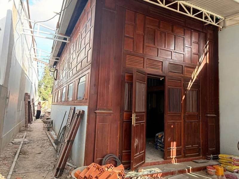 Mặt tiền đường Phạm Ngũ Lão, Cư ÊBur, 150m² giá 3.89 tỷ - An ninh tốt, tiện ích đầy đủ!