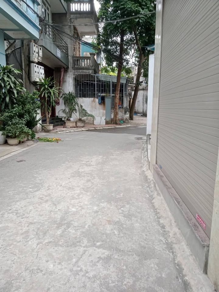 Nhà riêng Yên Viên 73m² giá chỉ 5.75 tỷ - Đầu tư sinh lời ngay!